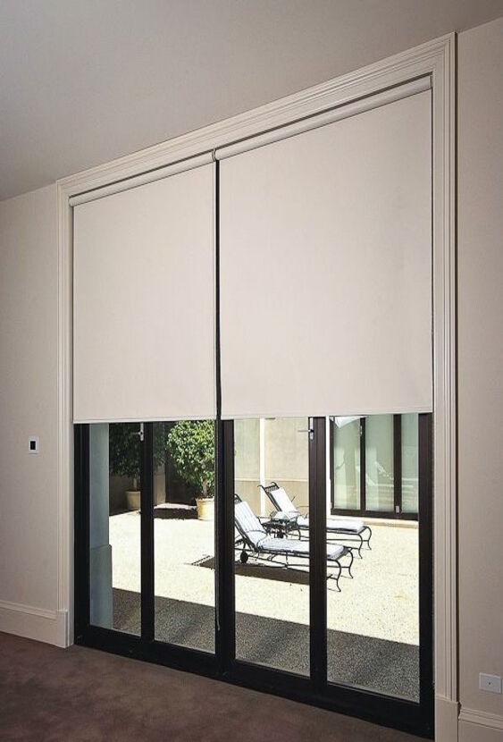 Roller-blinds-1.webp<br />
