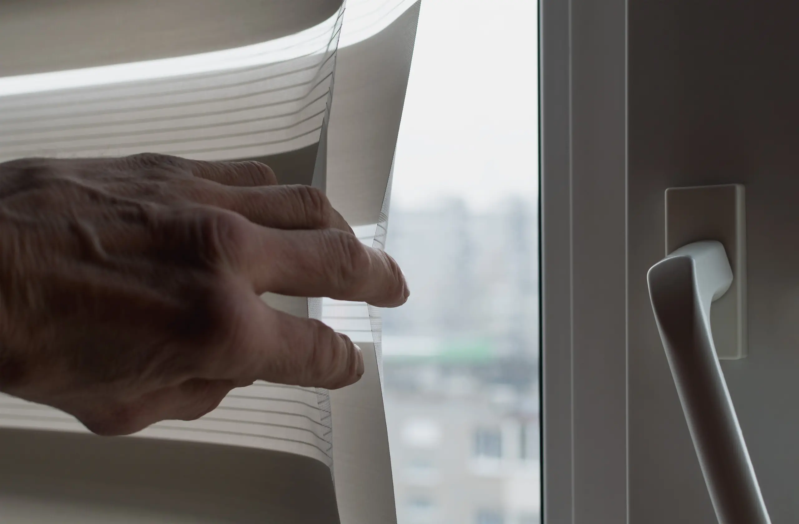 Waterproof-blinds-scaled.webp<br />
